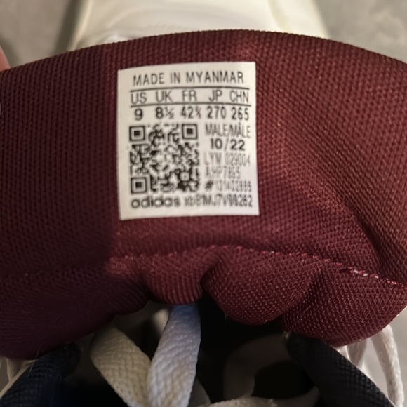 Men's Adidas Shoes - Picture 4 of 4